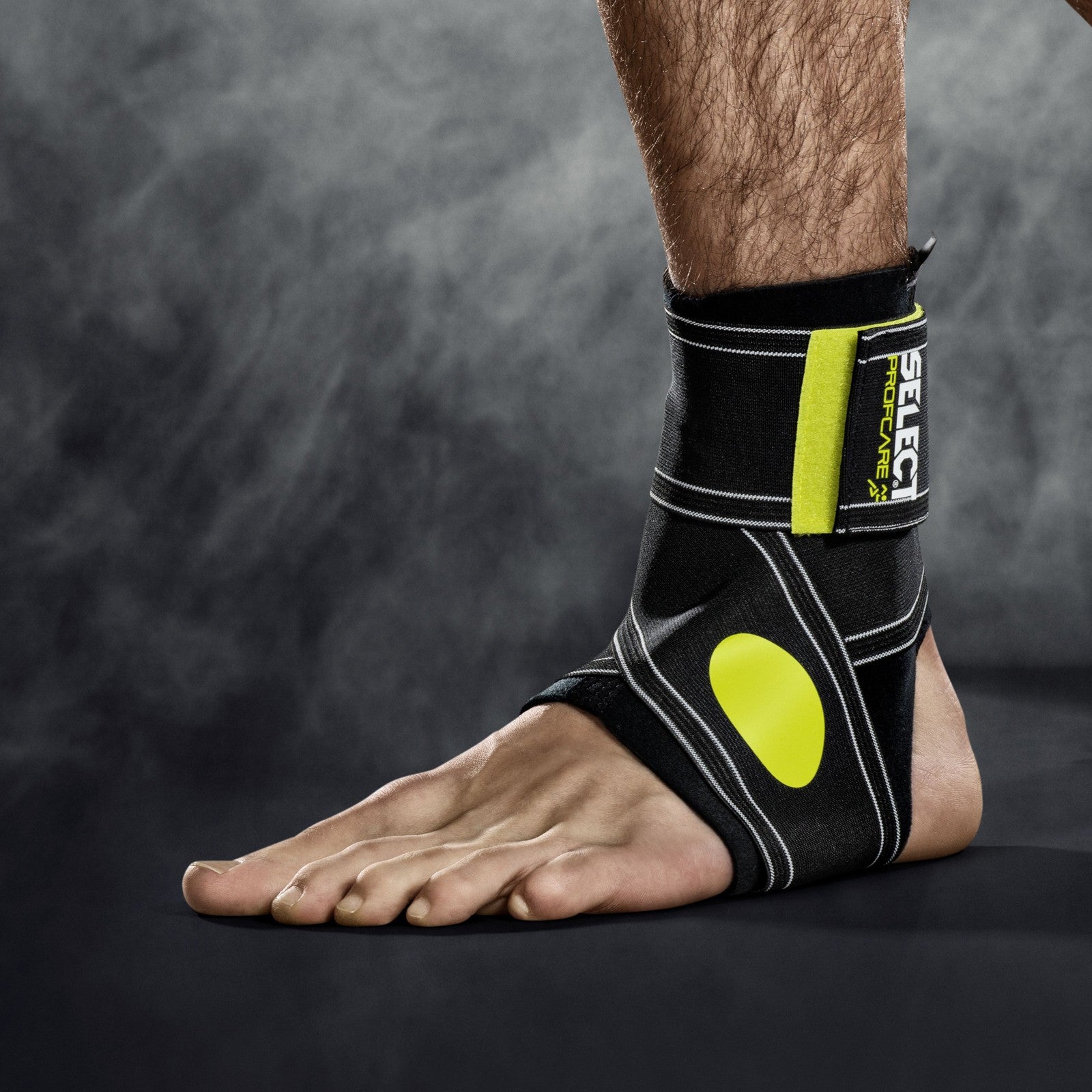 Bandáž kotníku Select Ankle support 2-parts černá