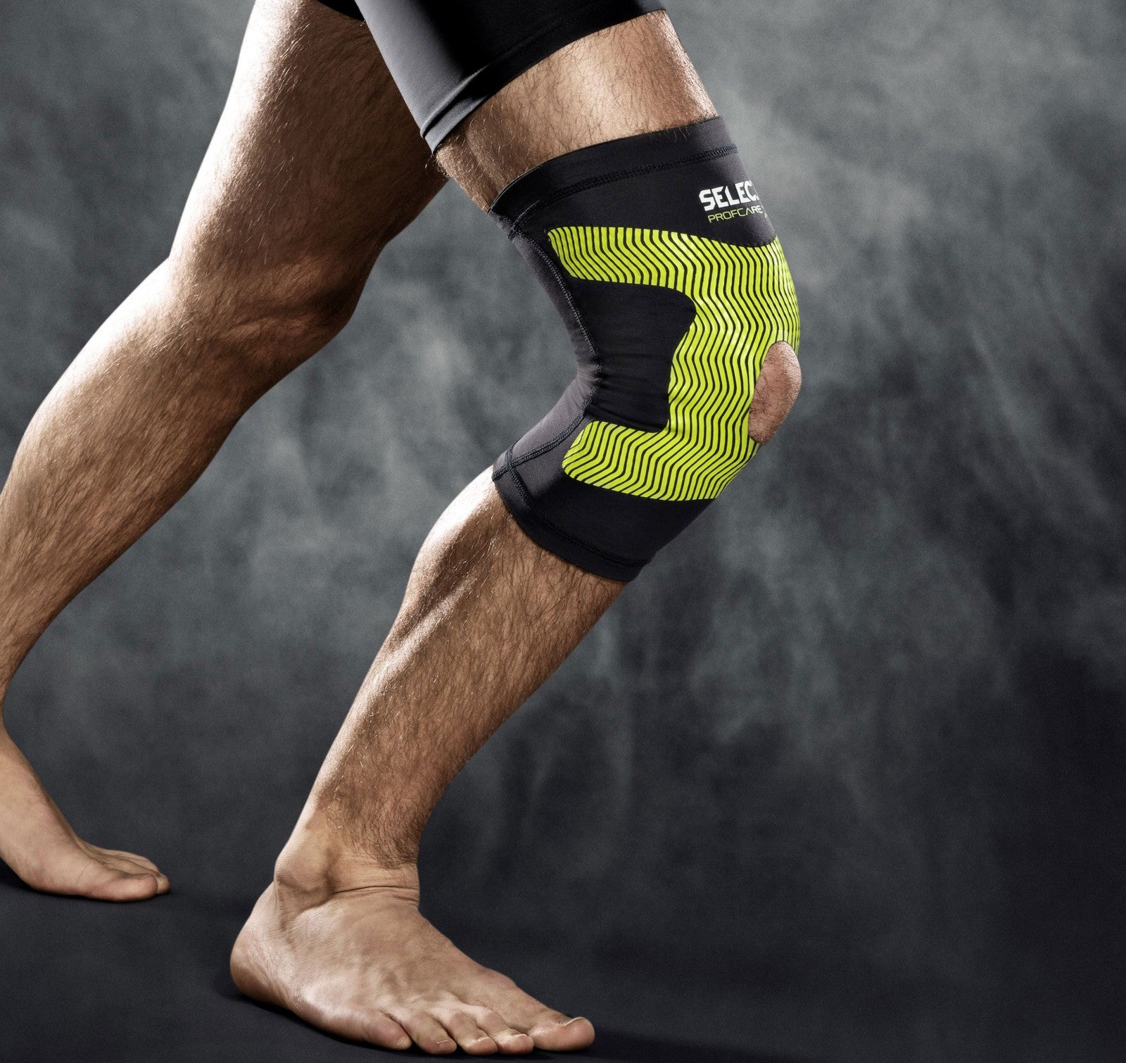 Kompresní bandáž kolene Select Compression knee support 6252 černá