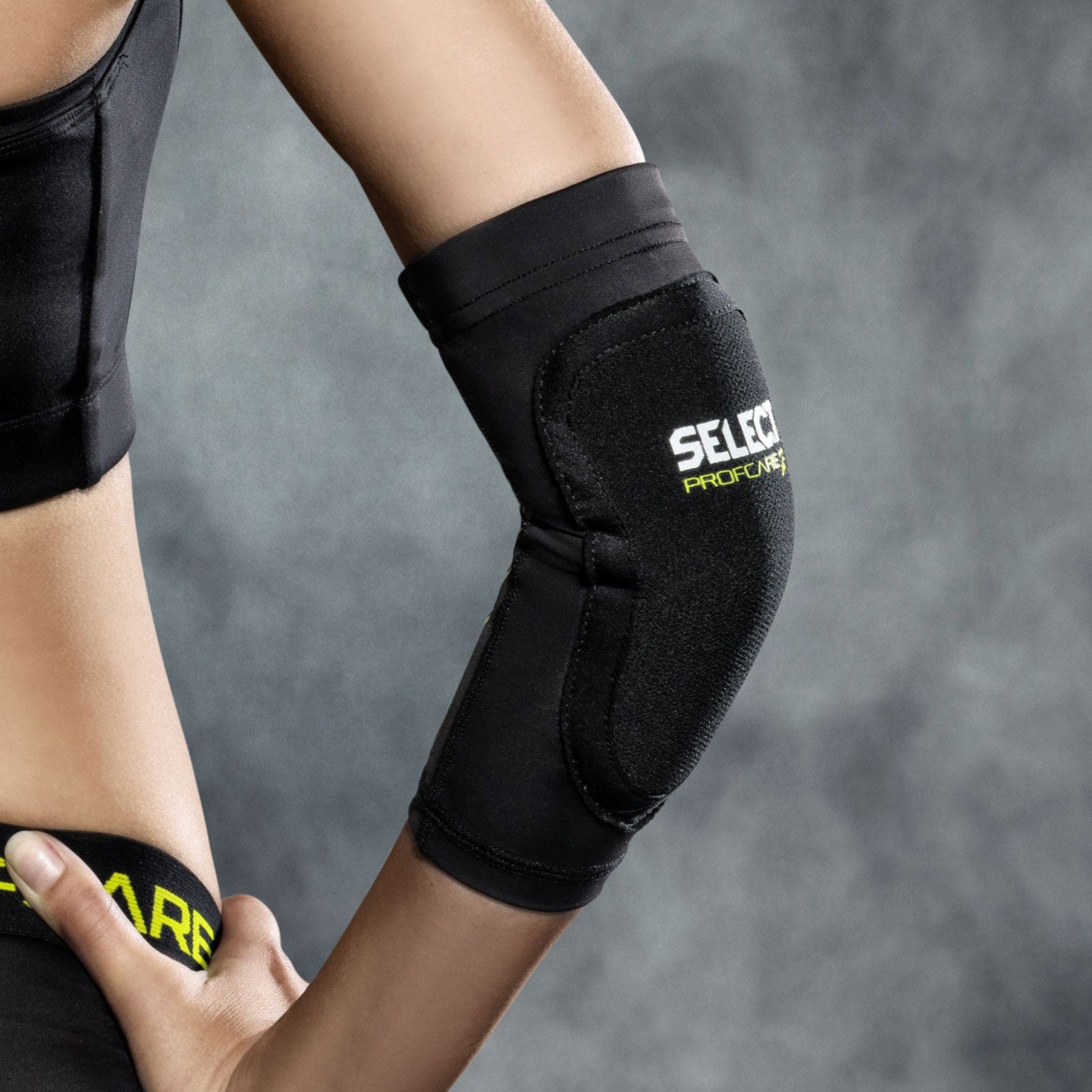Bandáž na loket Select Compression elbow support youth 6651 černá